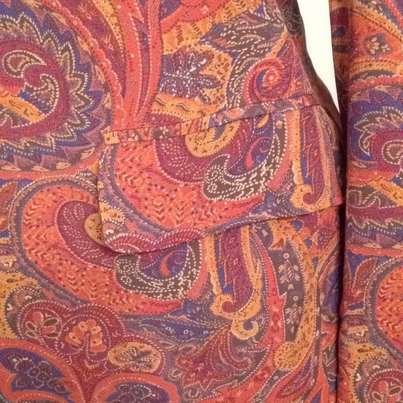 Paisley Liz Clairbone  blazer with great color - Picture 6 of 8